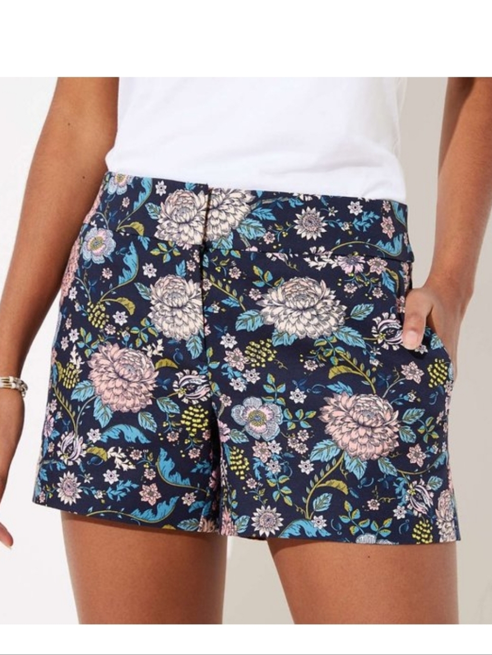 Loft Riviera Floral Navy Stretch Cotton Women's Shorts Sz 6